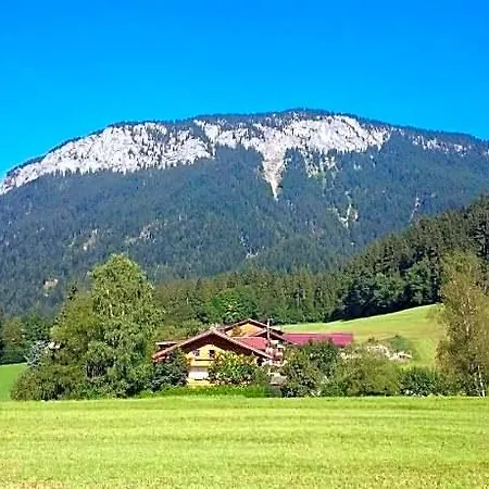 فندق Denggenhof 2*